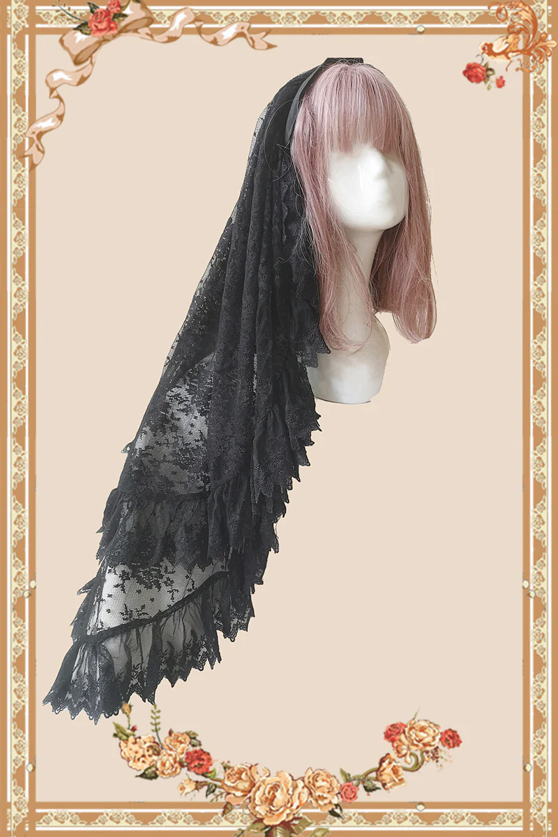 A black lace veil